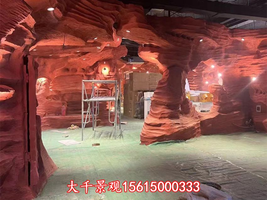 點(diǎn)擊查看詳細(xì)信息<br>標(biāo)題：溶洞民宿 閱讀次數(shù)：1275